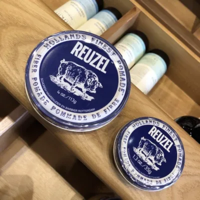 dòng sáp tạo kiểu tóc Reuzel Pomade